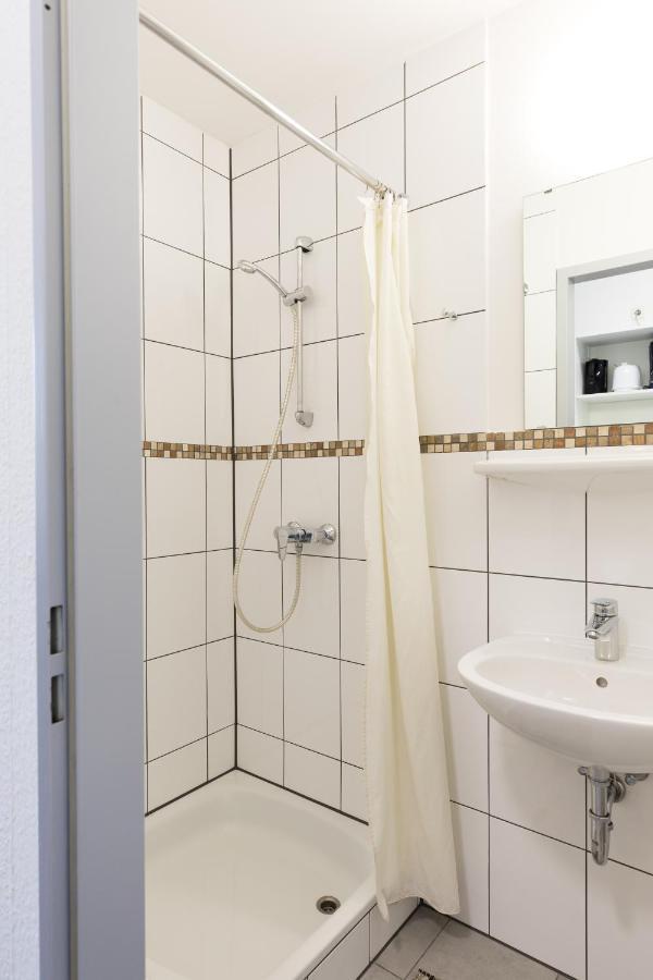 Grobo Apartments Hamburg-Harburg Buitenkant foto