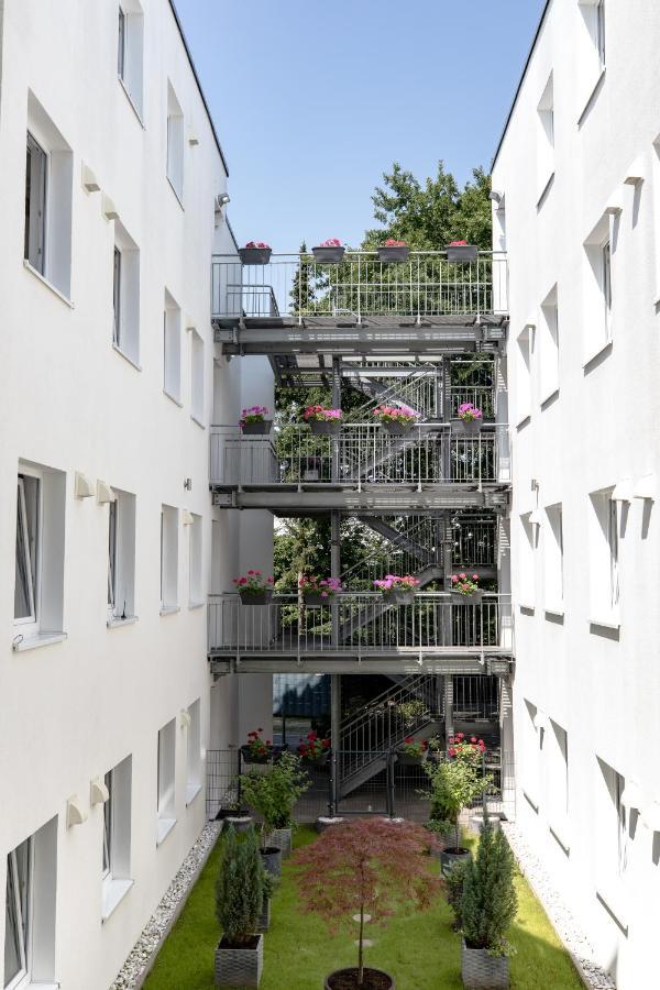 Grobo Apartments Hamburg-Harburg Buitenkant foto